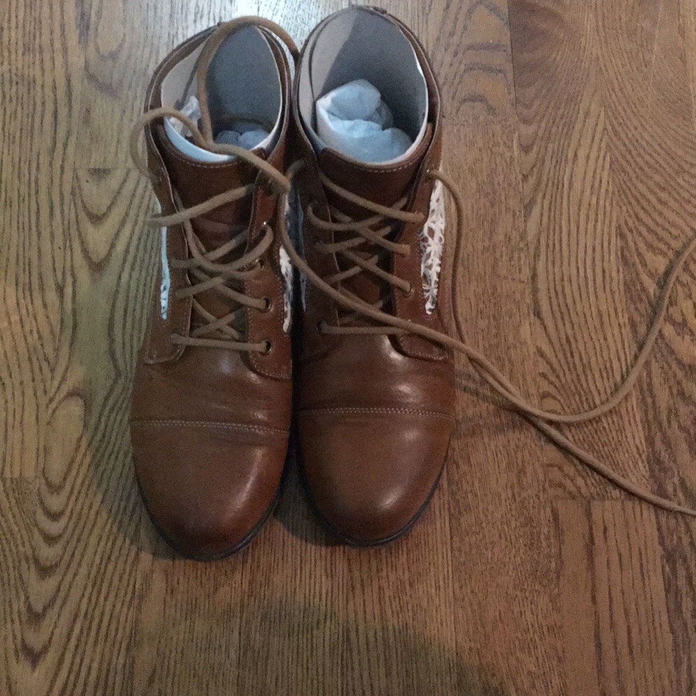 Brown crochet booties